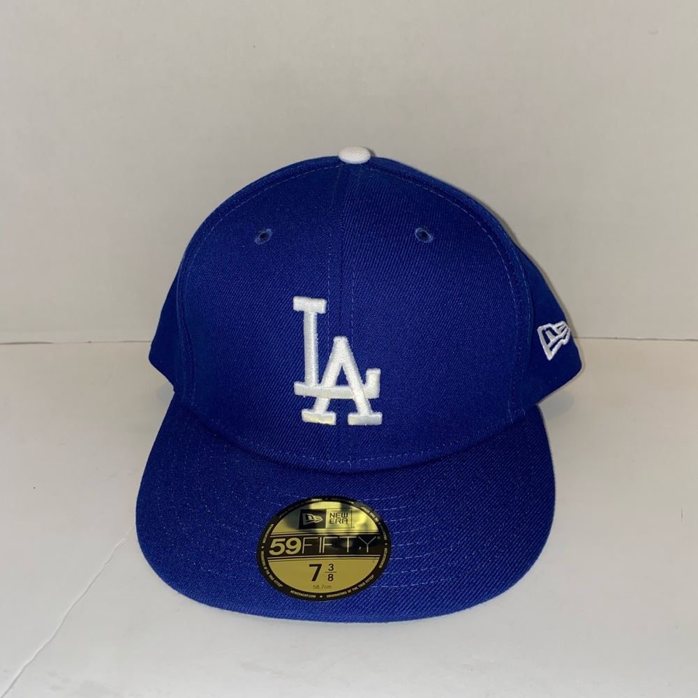 NWT $52  LA DODGERS HAT 7 3/8